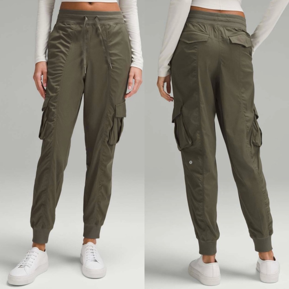 Lululemon Dance Studio Relaxed-Fit Mid-Rise Cargo Jogger in Army Green - S